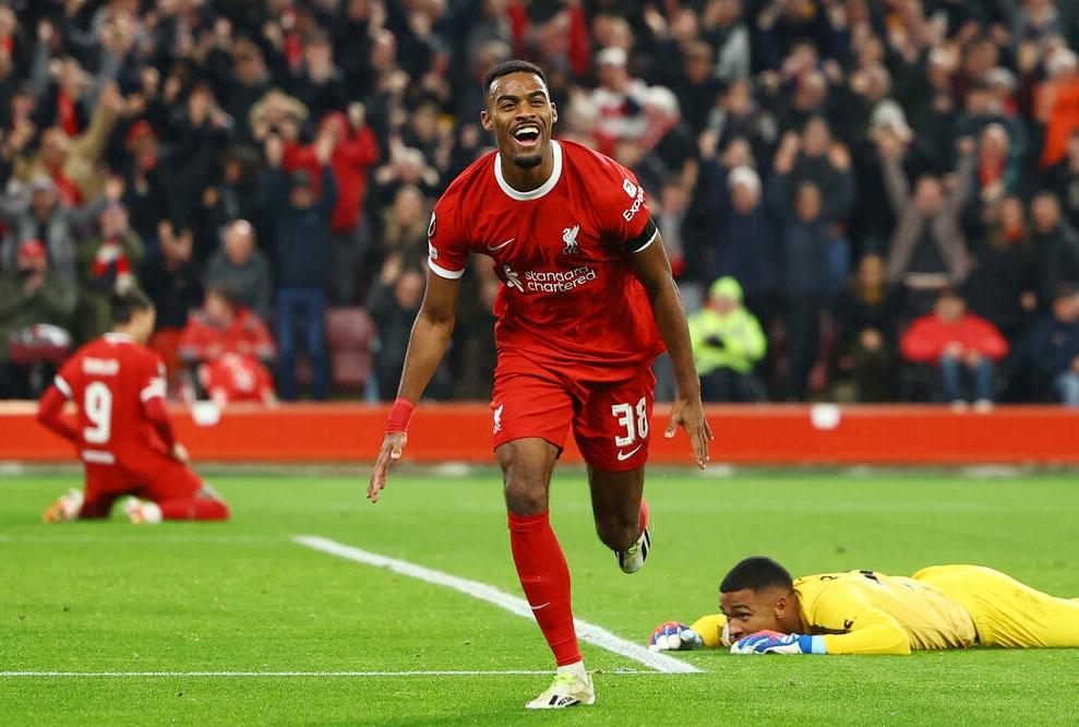 利物浦不断突破！，库里连续三场比赛得分超过反败为胜全场沸腾不已的简单介绍爱游戏官方认证