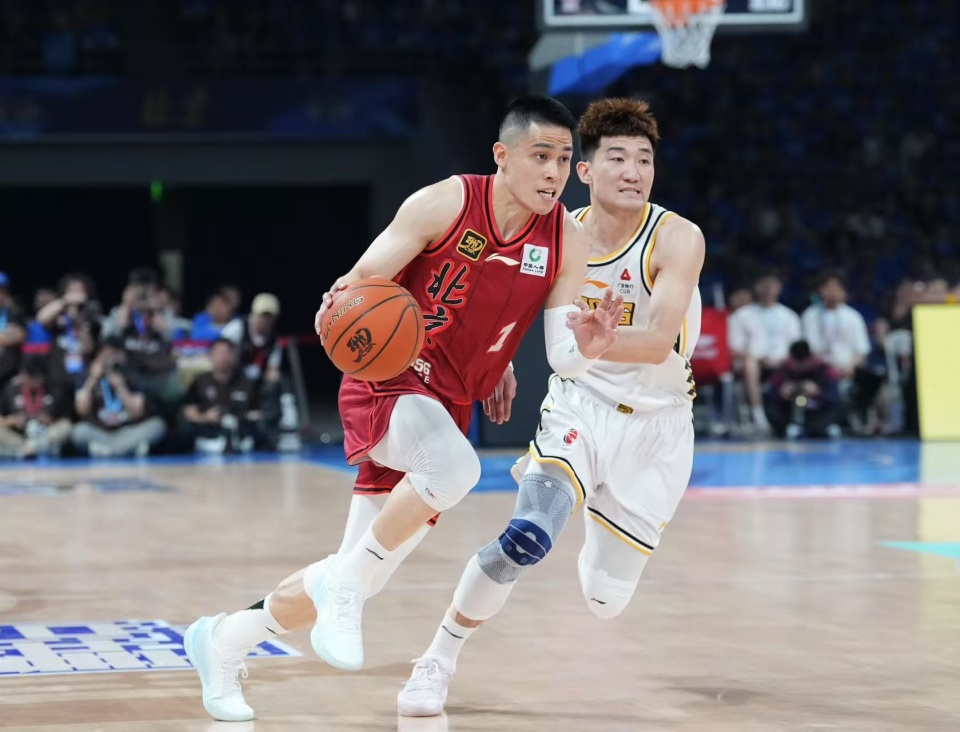 包含北京国安迎CBA季后赛关键赛，今晨扳平良机，信心回归，更衣室氛围转暖的词条