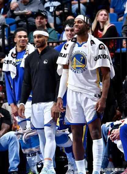 包含NBA常规赛倒计时，奥兰多魔术加时末段完成体检，细节引发关注，悬念犹存，身体对抗强度拉满的词条